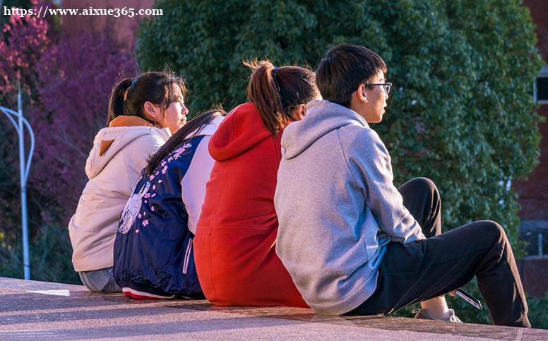 211院校学生如何成功保研清华：关键策略与申请指南